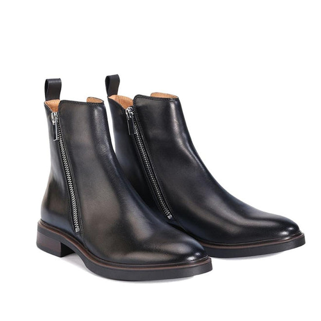 a picture of a pair of EOS Blaine loe heeld and finer toed Black leather ankle boots. Showing the zips on the inside and outerside of teh foot.,
9321191186962,
9321191186979,
9321191186986,
9321191186993,
9321191187006,