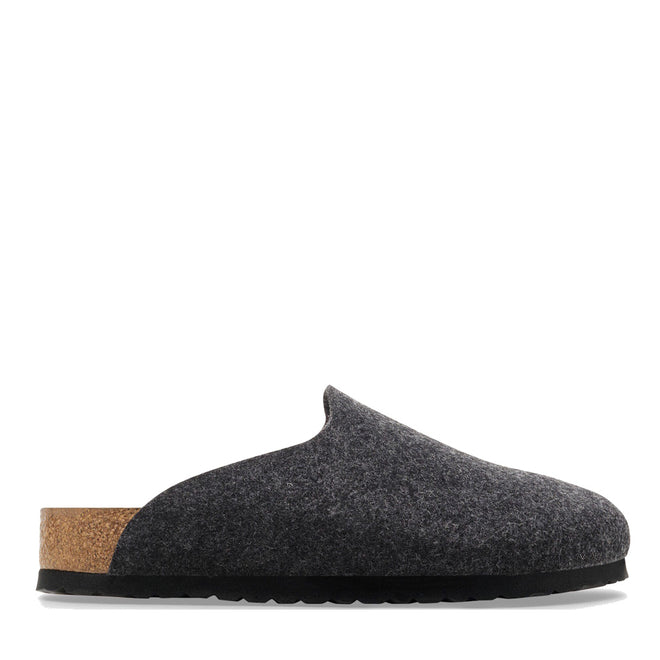 A Birkenstock Amsterdam Felt Wool Clog in Anthracite Grey, Regular Width, features a cork footbed and black rubber sole, shown in side profile on a white background., 52004, 52005, 4067707295241, 4067707295289, 4067707295326, 4067707295364, 4067707295401, 4067707295449, 4067707295487, 52013, 52014