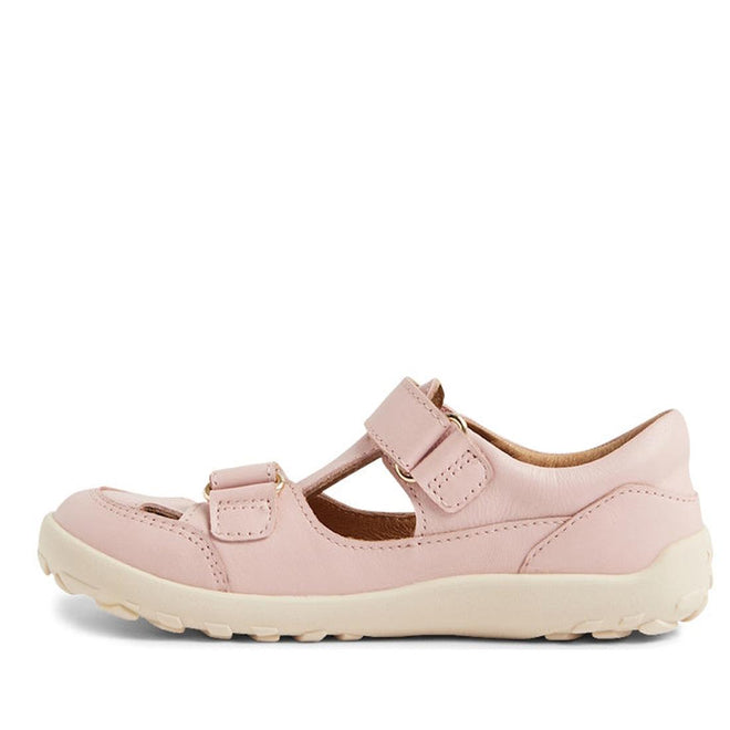The Bobux Kid+ Troop Leather Closed Toe Sandal in Cameo Rose Pink is a children’s Mary Jane shoe with a wide toe box, two hook-and-loop straps, cut-out details, and a cream rubber sole, shown in side profile on a white background., 9420068562882, 9420068562899, 9420068562905, 9420068562912, 46321, 46322, 46323