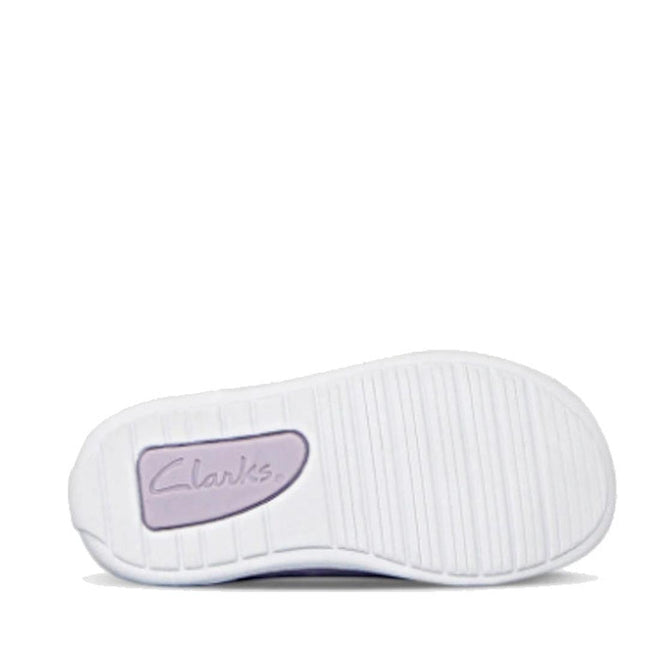 The image shows the sole of the Clarks Toddlers Macy Lilac Leather Trainer, a comfortable kids’ sneaker with a white textured pattern and a light purple rectangular heel section embossed with the Clarks logo., 9336078203618, 9336078203656, 9336078203694, 9336078203731, 9336078203779