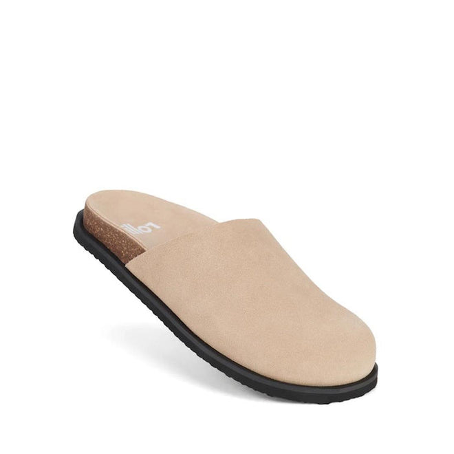 Right foot of the Rollie Mills Mule in Camel Suede with a black sole on a white background. Als shows the cork midsole.