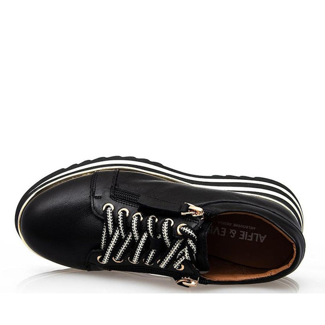 9353738178765,
9353738178772,
9353738178789,
9353738178796,
9353738178802