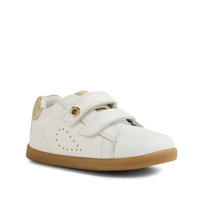 The Bobux IW Iwalk Maverick Leather Sneaker White Gold is a white kids' leather sneaker featuring a light brown sole, two adjustable hook-and-loop straps, and a small heart-shaped perforation—ideal toddler sneakers for comfort and style., 9420074836533, 9420074836540, 9420074836557, 9420074836564