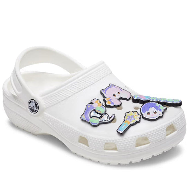 displaying 5 K pop (korean Crocs jibbitz on a white croc clog 
198445128660
