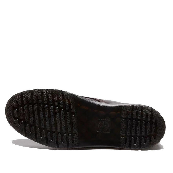 Black shoe sole with a brand logo on a white background,
190665753257,
190665753264,
190665753288,
190665753295,
190665753301,
190665753325,