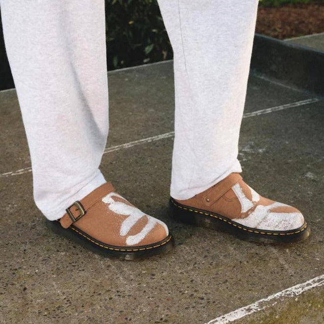 Dr Martens - Isham Dark Tan Buckle Mule Floral Hemp Canvas Sandal