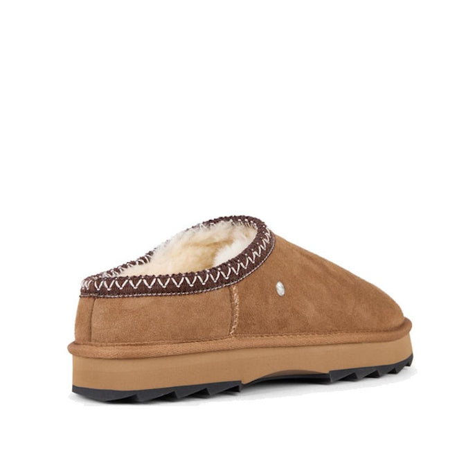 EMU Outback Sharky Scuff Mule heel to front view showing slight coverage on the heel and the chunky sole  slipper with natural sheepskin lining on a white background.,
9330071968499,
9330071968505,
9330071968512,
9330071968529,, 45249, 9330071968499, 9330071968505, 9330071968512, 9330071968529, 45254