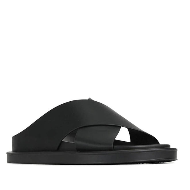 Los cabos Alara Black sandal  right foot front and side view with criss-cross design on a white background