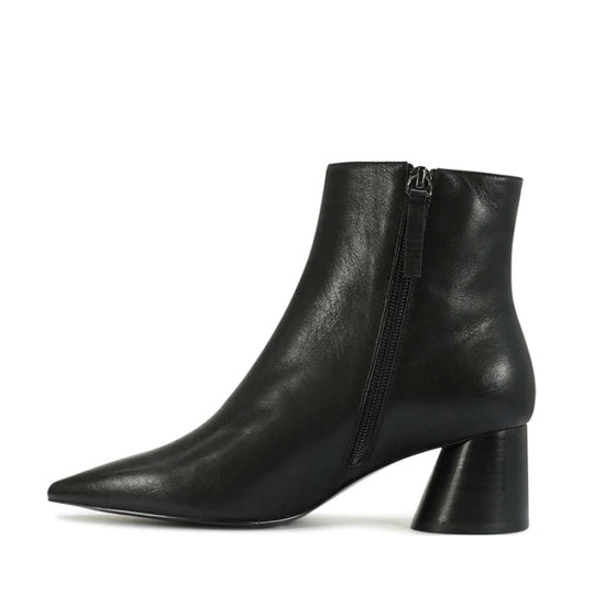 EOS Hallis Black Leather Ankle Boot