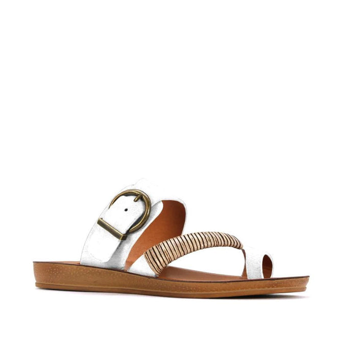 Los Cabos Bria Off-White Light Flexible Sandal Jandal- showing side view of the right foot of the comfy flexible synthetic sandals slides for women