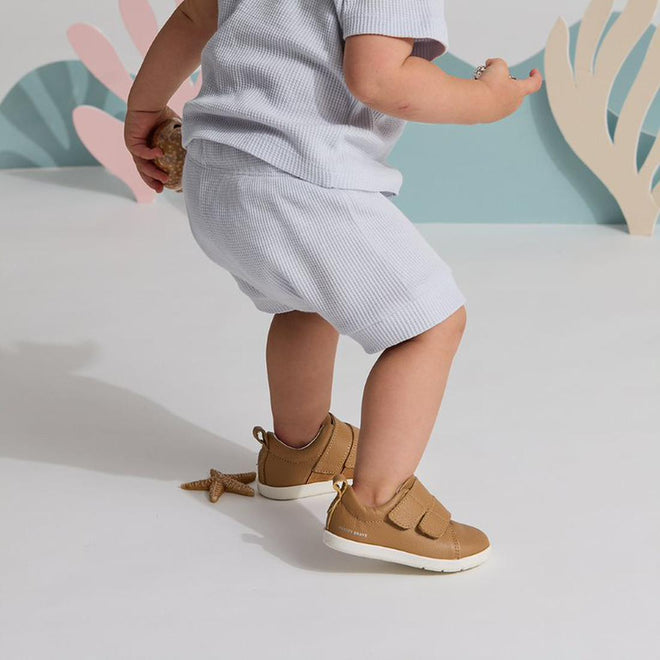 Pretty Brave Brooklyn First Walker Kicks Tan